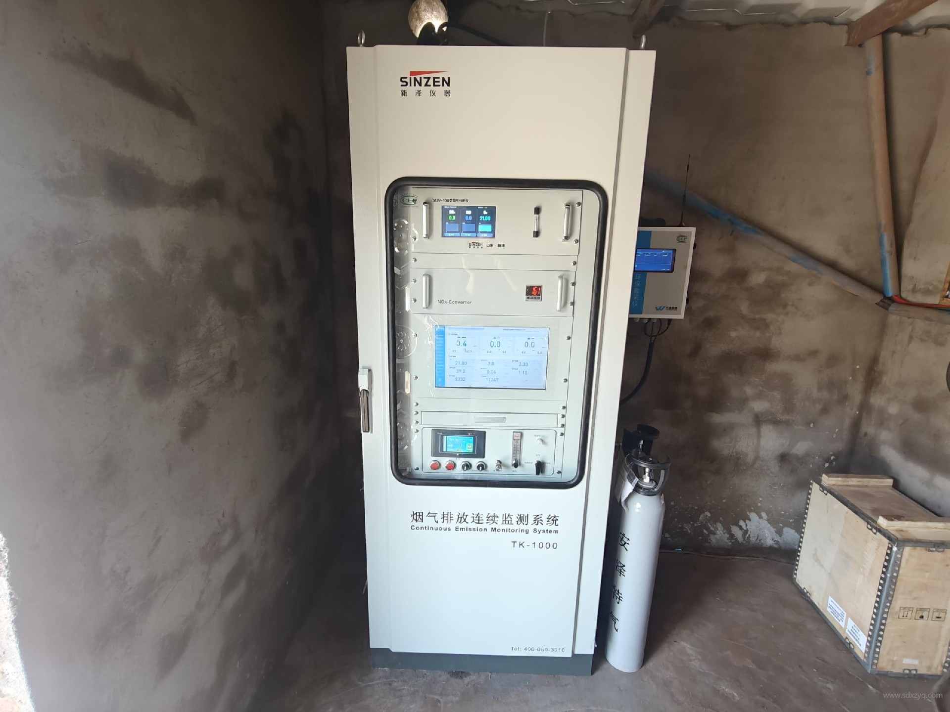 1756102314139486.jpg 煙氣在線(xiàn)監(jiān)測(cè)系統(tǒng).jpg